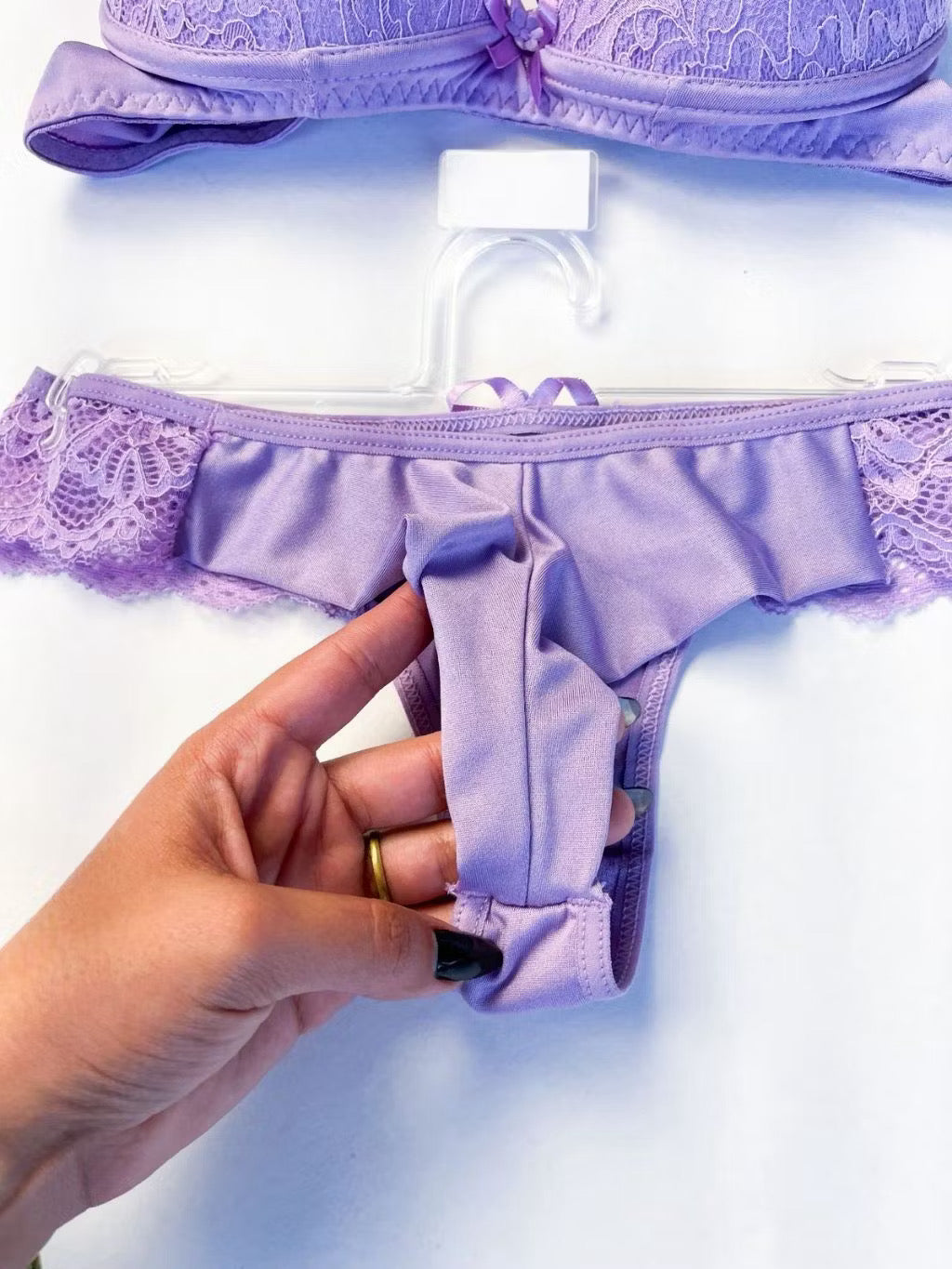 Conjunto de Renda Calcinha Fio Duplo com
Bojo