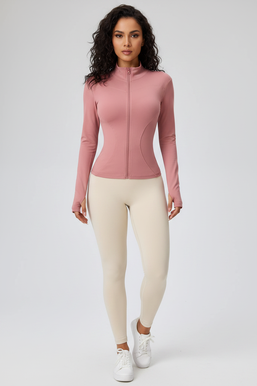 Frente — Jaqueta Rosa, Modelo Brasileira